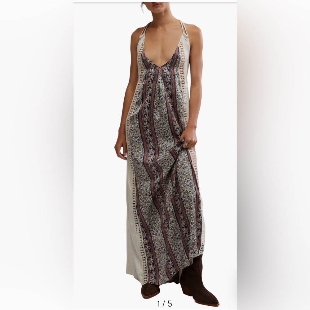 Free people Bohemian nights, maxi gown  with Paisley Print brand new